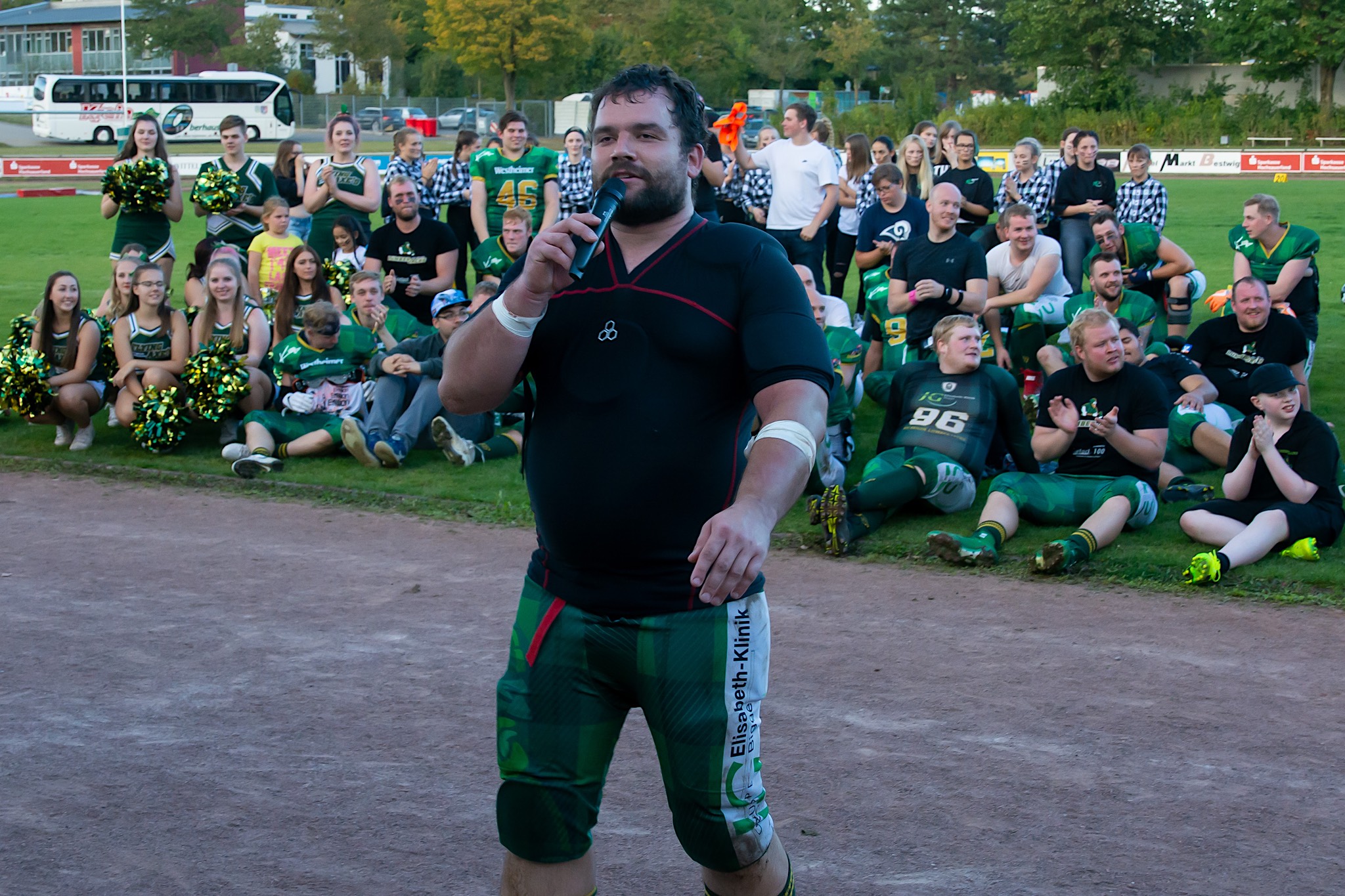 Chris Nehls nach dem letzten Spiel in 2019 der Brilon Lumberjacks (Foto: Oliver Jungnitsch)