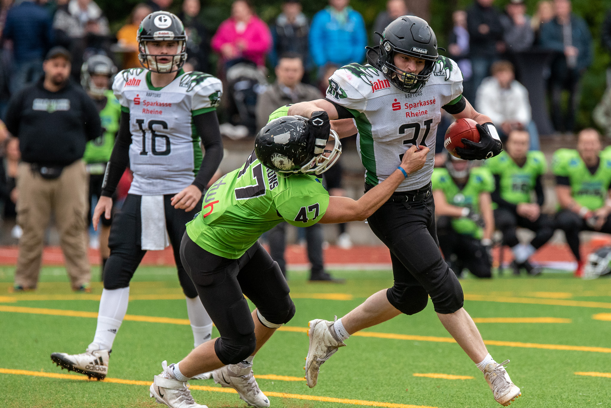 Die Herne Black Barons gewinnen glücklich mit 21:14 gegen die Rheine Raptors(Foto: Nick Jungnitsch)