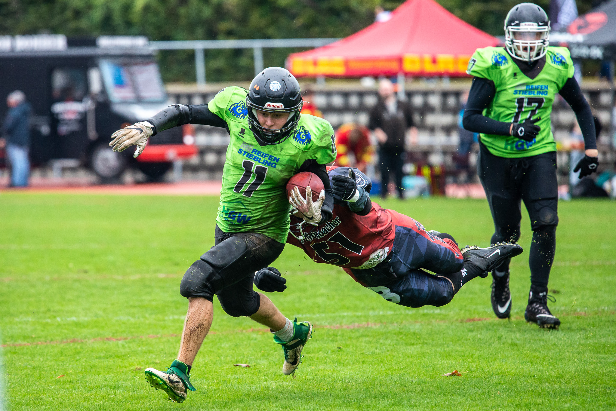 Iserlohn Titans vs Herne Black Barons - hier im Bild RB Maximilian Weitz #11 (Foto: Oliver Jungnitsch)