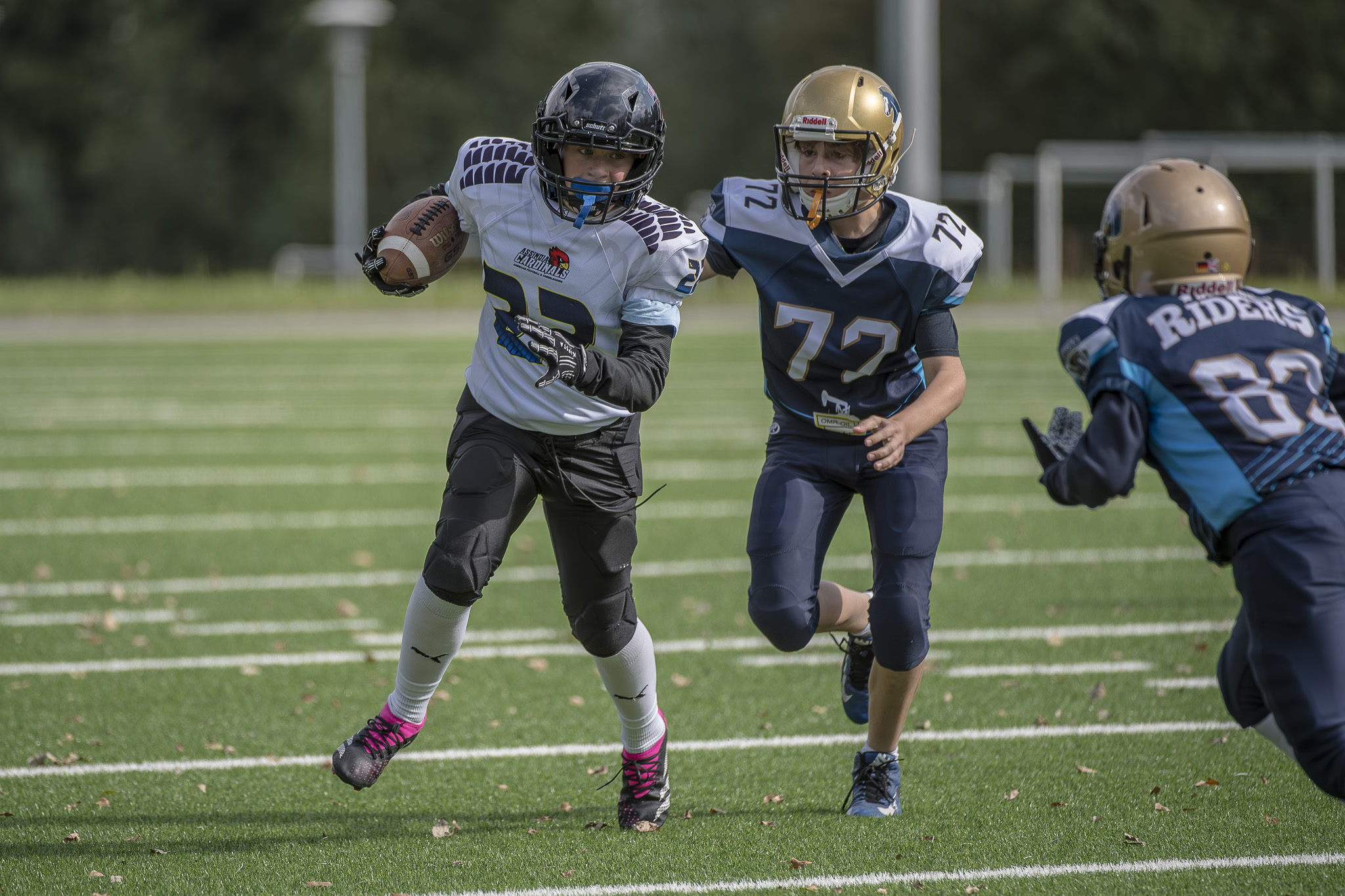 Jugend-Football im Rampenlicht: SG Bochum Rebels und Assindia Cardinals feiern Sieg - Foto: Oliver Jungnitsch